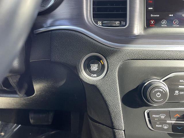 Used 2018 Dodge Charger SXT image 24
