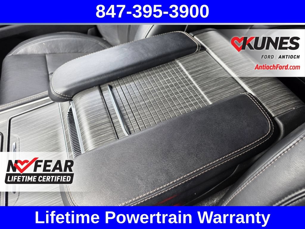Used 2024 Jeep Wagoneer Series II w/ Flexible Seating Group AWD/4WD image 43