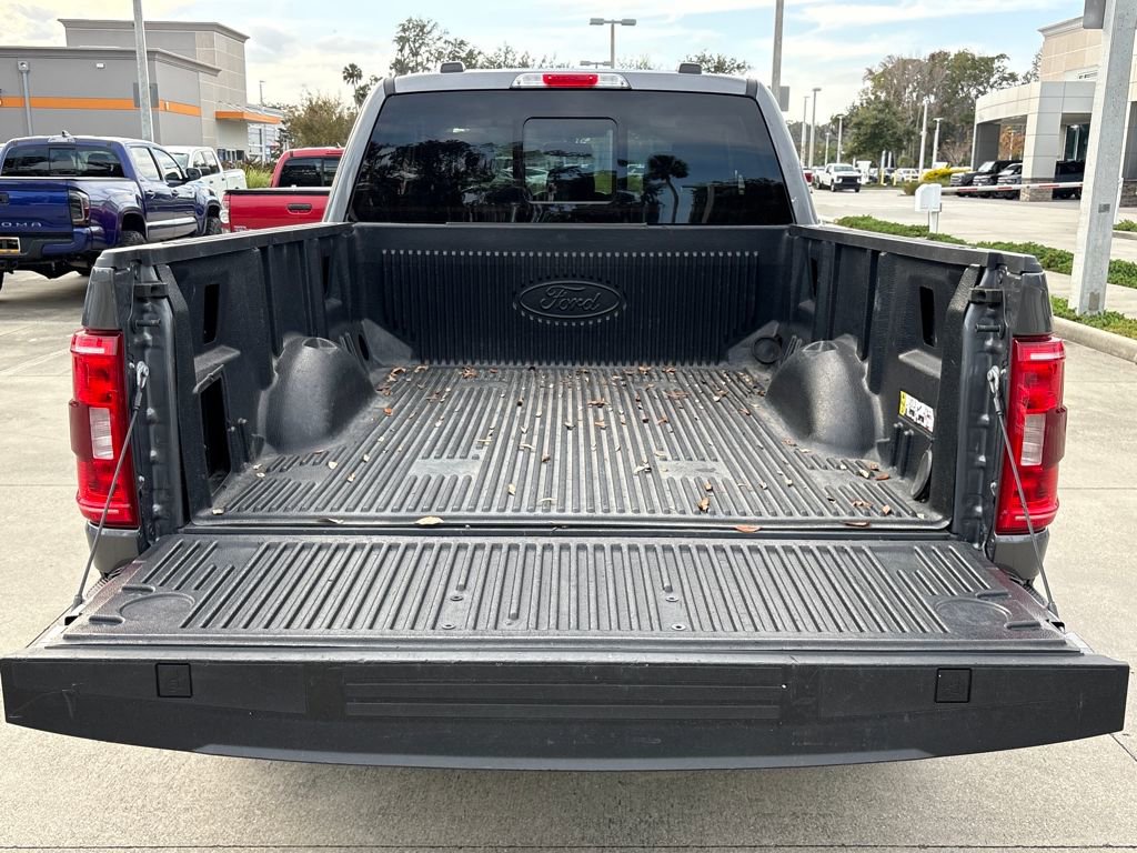 Certified 2022 Ford F150 XLT w/ Equipment Group 302A High image 29