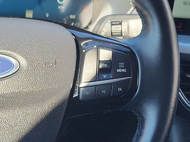 Certified 2025 Ford Escape Platinum AWD/4WD image 15