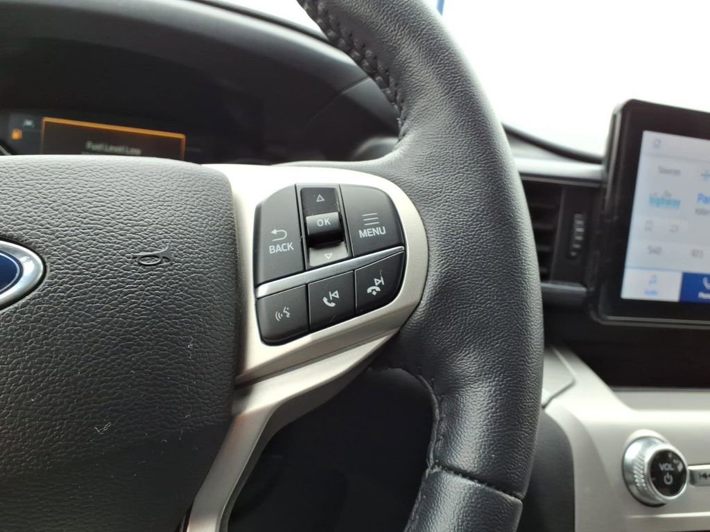 Certified 2024 Ford Explorer XLT w/ Equipment Group 202A AWD/4WD image 18