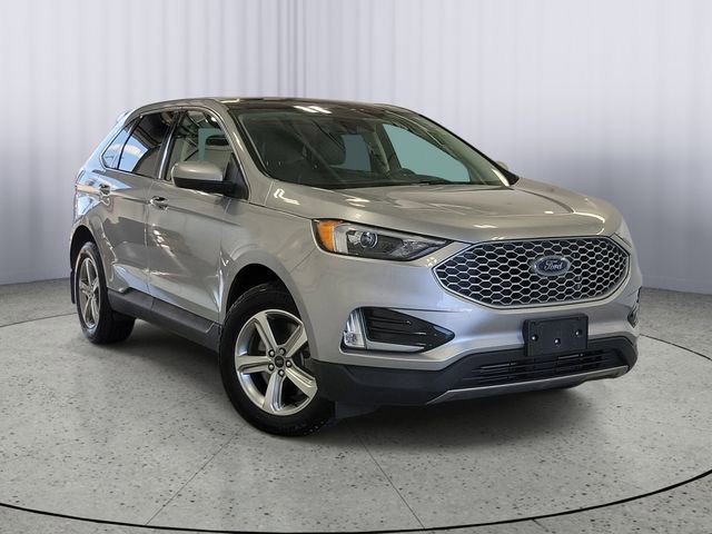 Certified 2023 Ford Edge SEL w/ Convenience Package AWD/4WD image 4