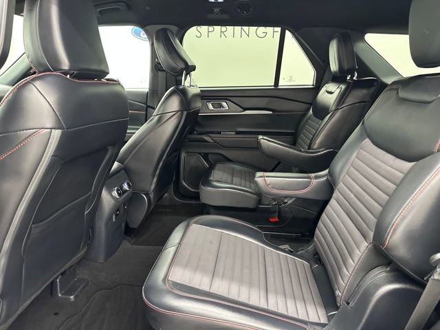 Certified 2025 Ford Explorer ST-Line image 21
