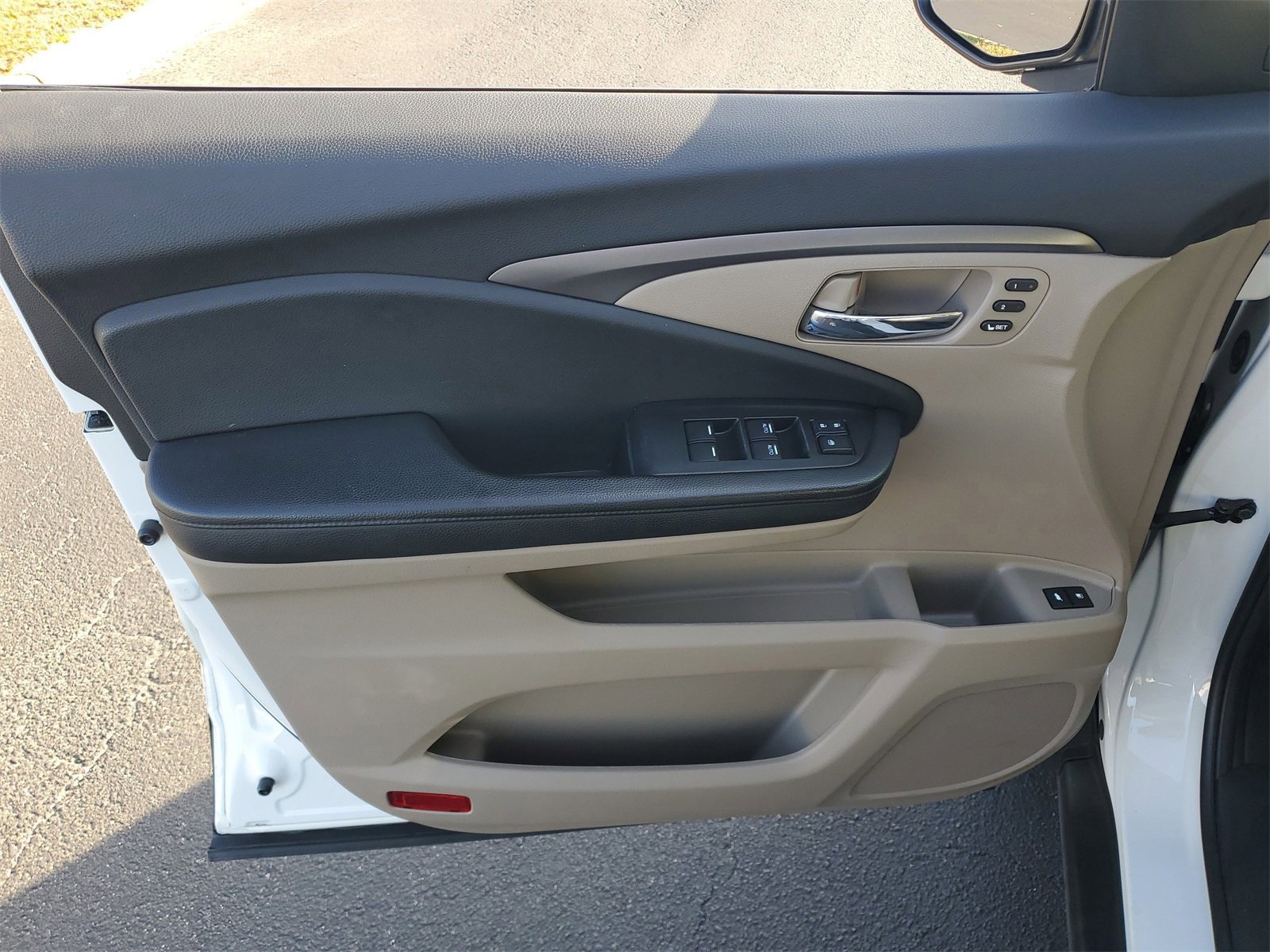 Used 2021 Honda Pilot EX-L image 16