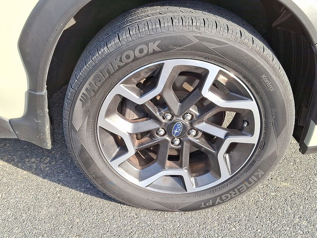 Used 2017 Subaru Crosstrek 2.0i Premium w/ Moonroof Package image 8