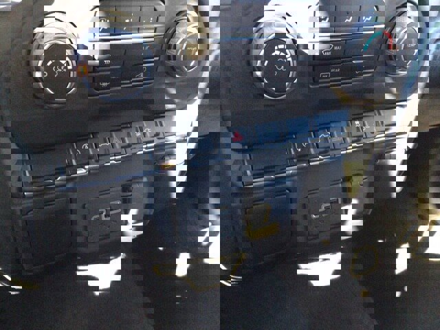 Used 2021 Chevrolet Silverado 1500 Custom image 17