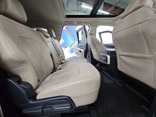 Certified 2022 Ford Expedition Max Limited AWD/4WD image 30