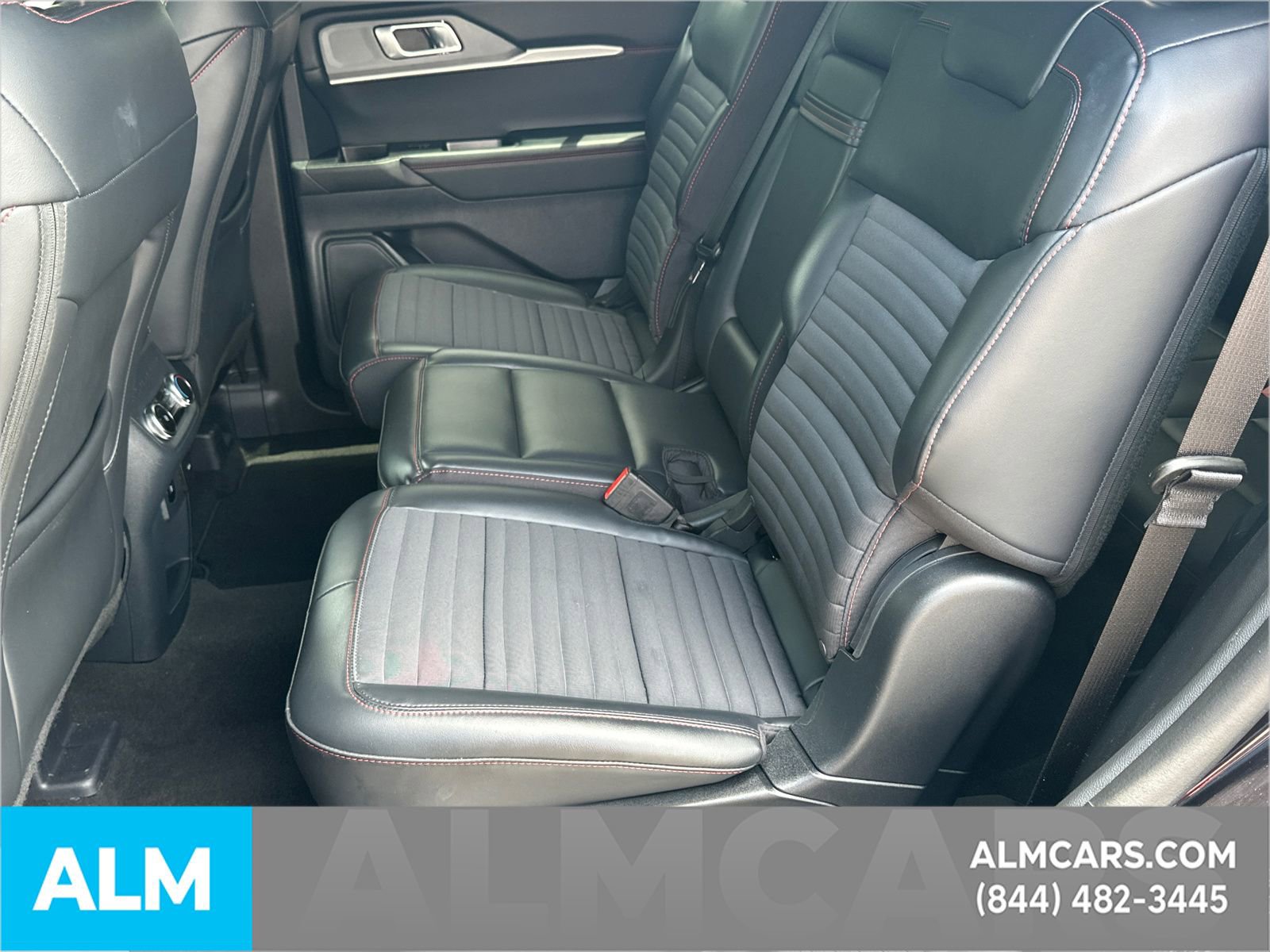 Certified 2026 Ford Explorer Platinum w/ LUX Leather Package AWD/4WD image 24