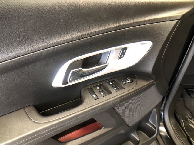 Used 2017 Chevrolet Equinox LT w/ Convenience Package AWD/4WD image 12