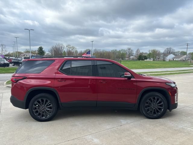 Used 2023 Chevrolet Traverse RS w/ LPO, Floor Liner Package AWD/4WD image 7