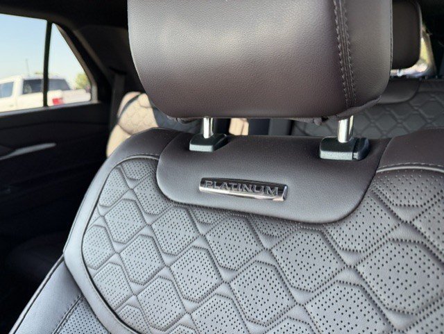 Certified 2025 Ford Explorer Platinum w/ LUX Leather Package AWD/4WD image 13