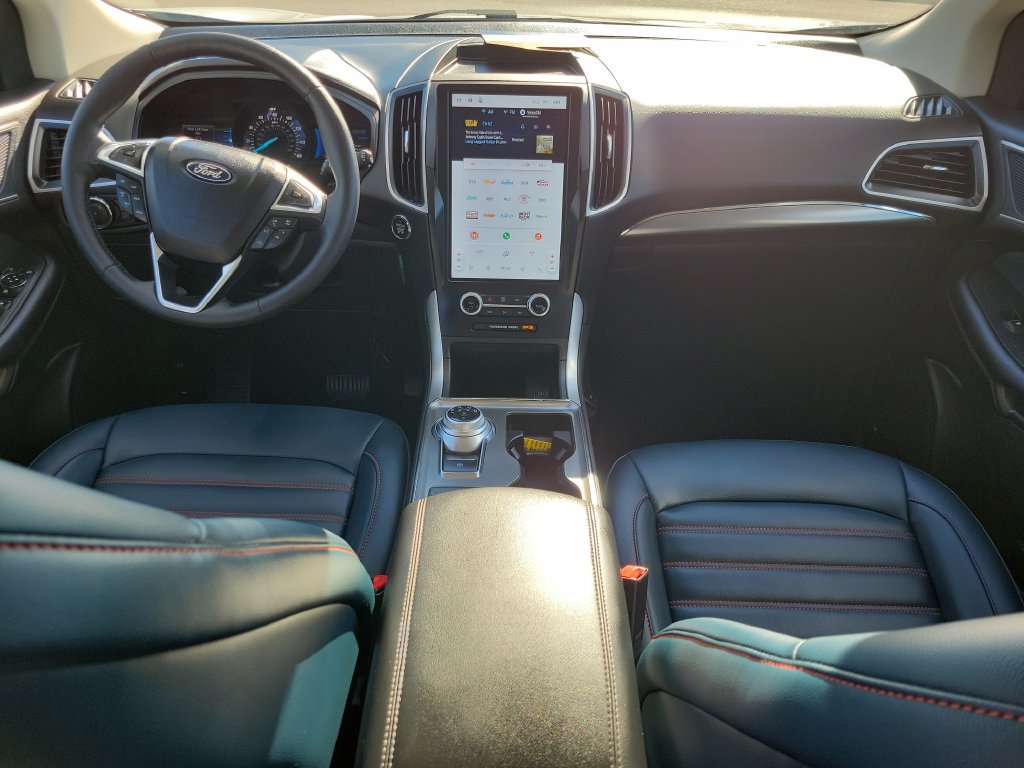 Certified 2024 Ford Edge SEL w/ Sport Appearance Package AWD/4WD image 13