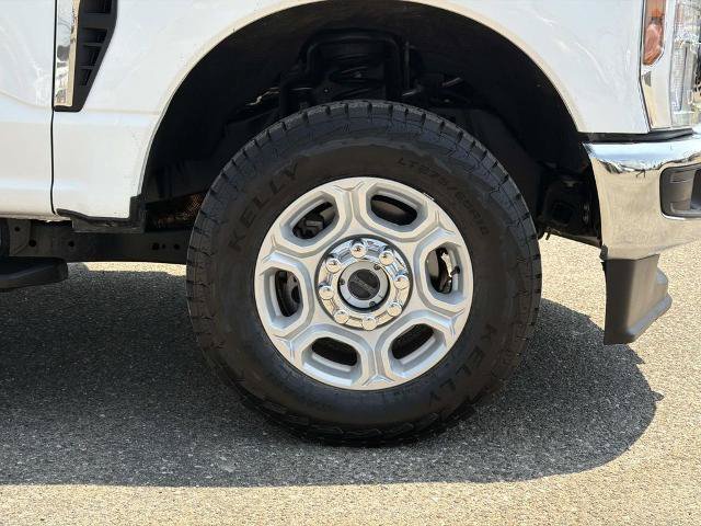 Certified 2025 Ford F250 XLT AWD/4WD image 27