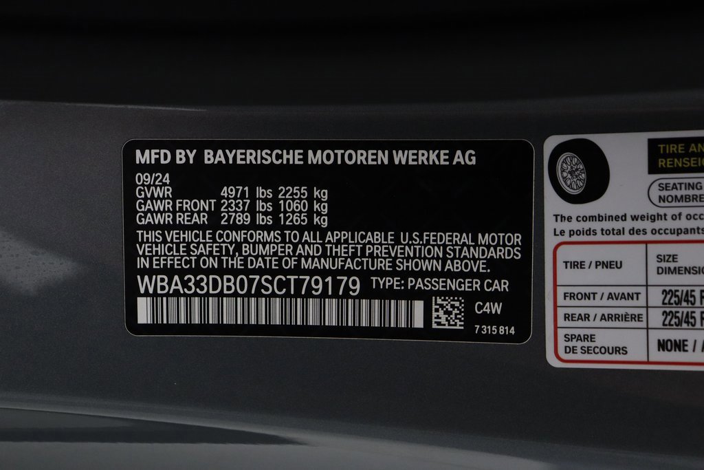 Used 2025 BMW 430i Convertible w/ Premium Package image 31