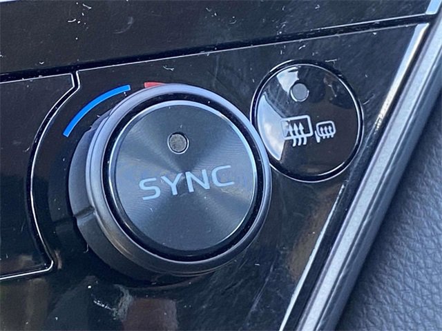 Used 2024 Toyota Camry SE image 22