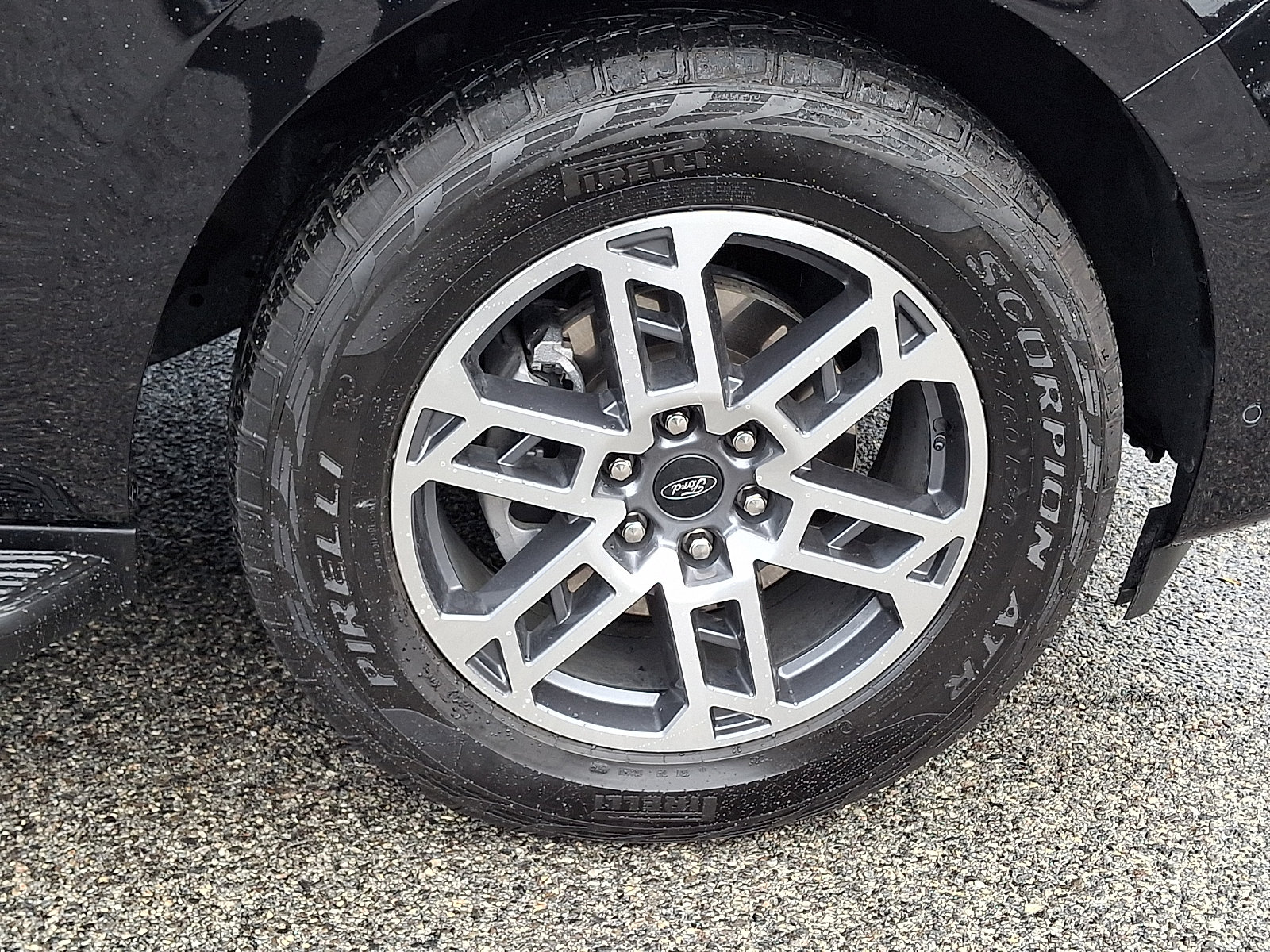 Certified 2025 Ford Expedition Active AWD/4WD image 11