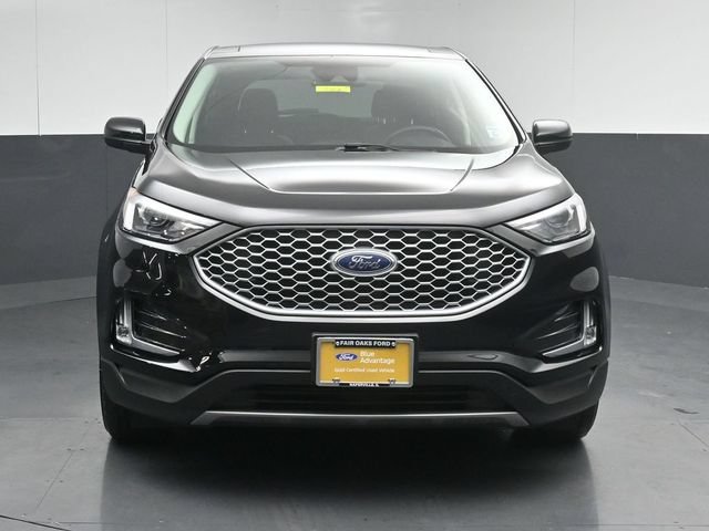 Certified 2023 Ford Edge SEL w/ Convenience Package AWD/4WD image 2