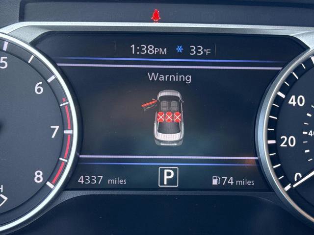 Used 2025 Nissan Sentra SV image 20