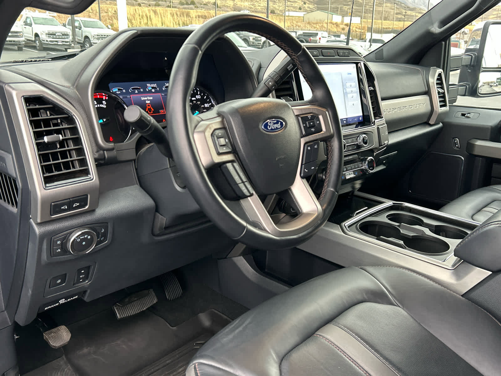 Certified 2022 Ford F350 Platinum image 22