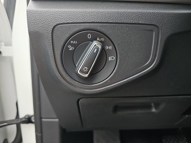 Used 2022 Volkswagen Atlas SE w/ Black Wheel Package FWD image 32
