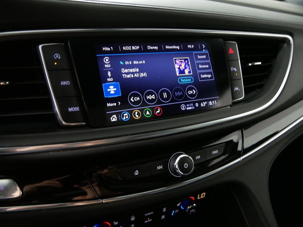 Used 2023 Buick Enclave Avenir image 31