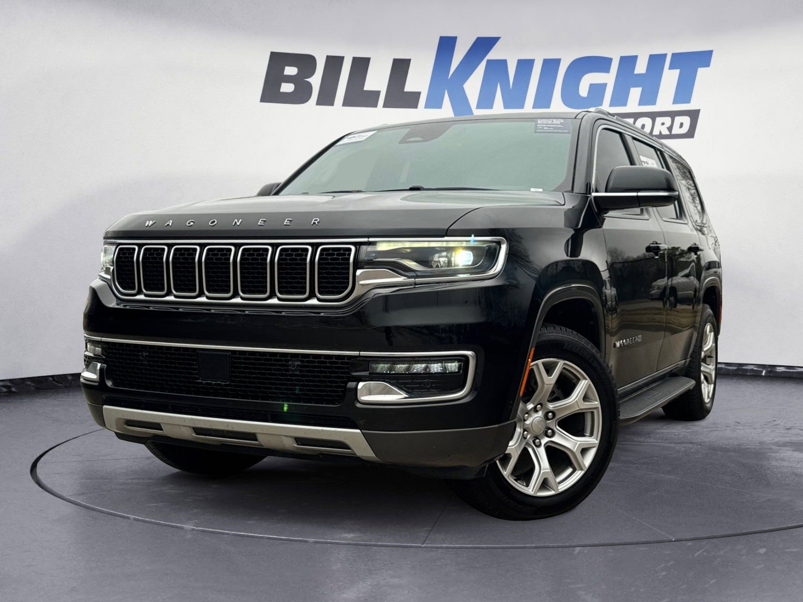 Used 2022 Jeep Wagoneer Series II AWD/4WD image 1