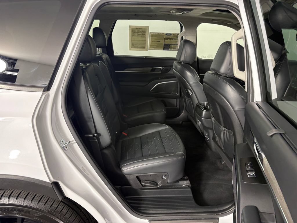 Used 2022 Kia Telluride SX w/ SX Prestige Package AWD/4WD image 39