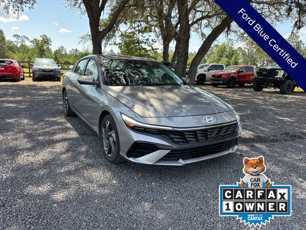 Used 2025 Hyundai Elantra SEL FWD image 10