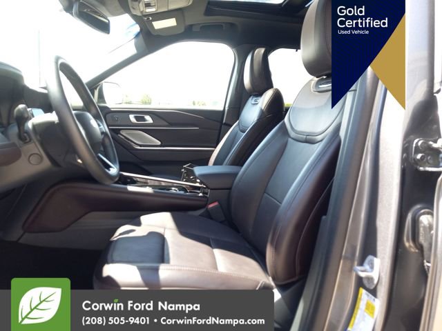 Certified 2025 Ford Explorer Platinum AWD/4WD image 26