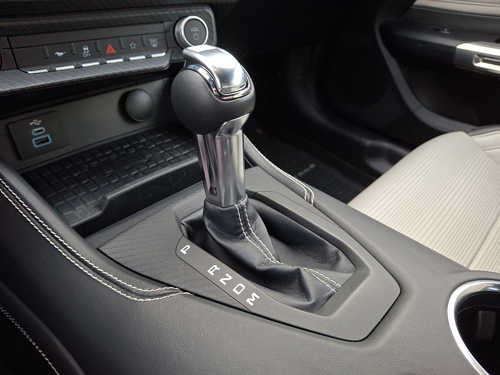 Certified 2024 Ford Mustang GT Premium image 22