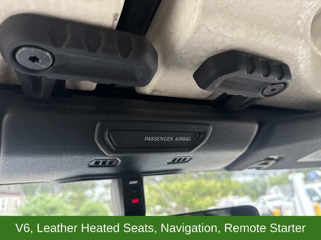 Used 2018 Jeep Wrangler Unlimited Sahara AWD/4WD image 25