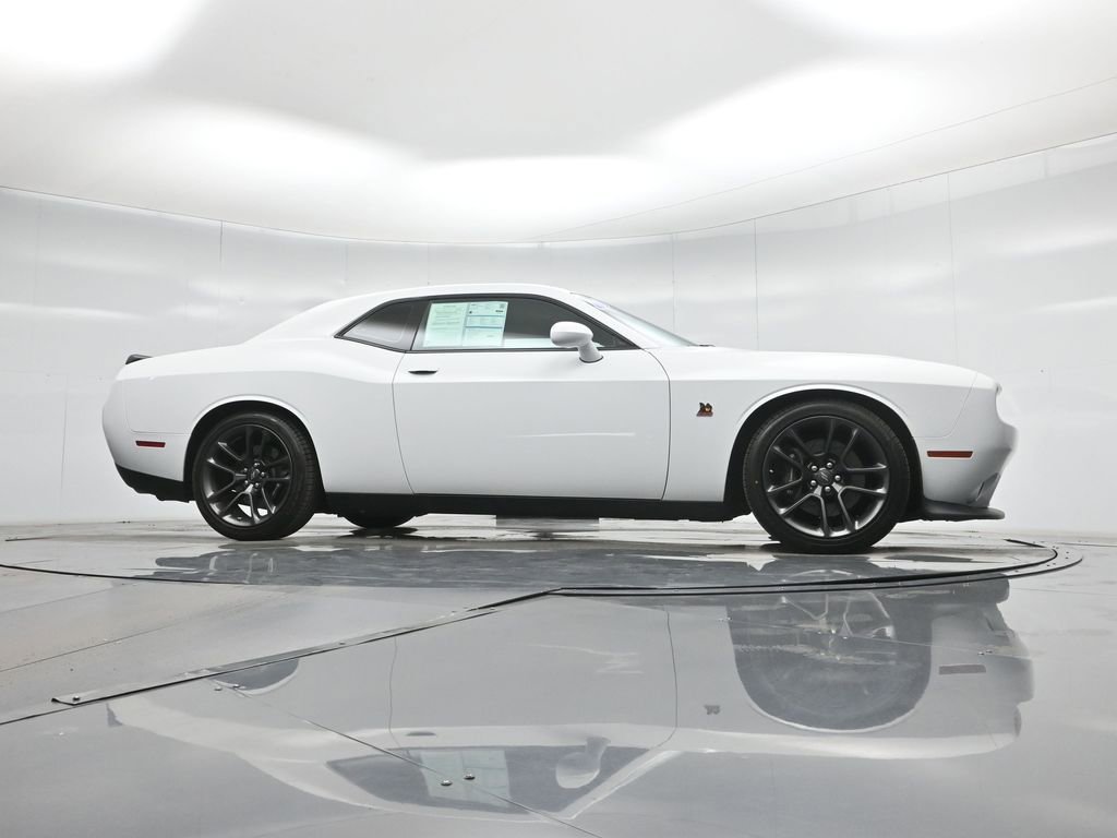 Used 2020 Dodge Challenger R/T Scat Pack RWD image 3