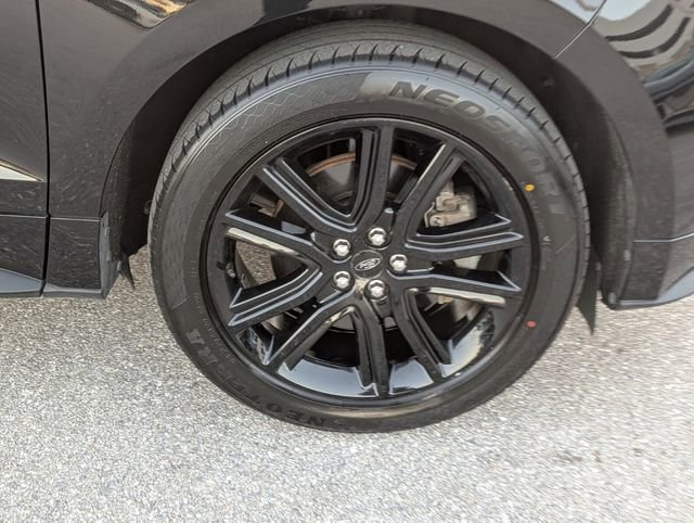 Certified 2020 Ford Edge ST-Line w/ Class II Trailer Tow Package image 18