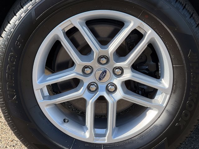 Certified 2025 Ford Explorer Active AWD/4WD image 16