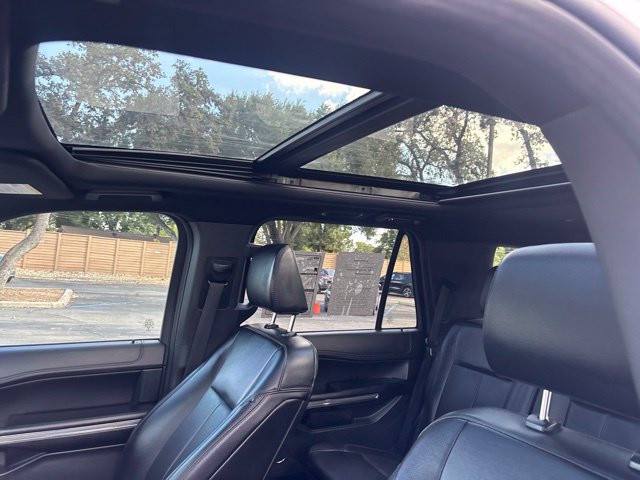 Certified 2021 Ford Expedition XLT RWD image 19