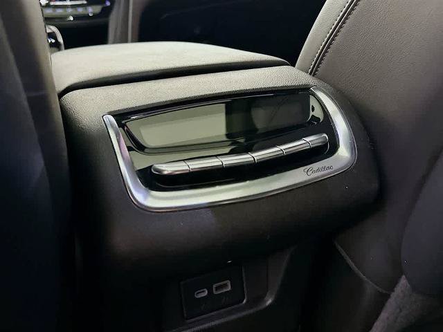 Used 2023 Cadillac XT6 Premium Luxury AWD/4WD image 13