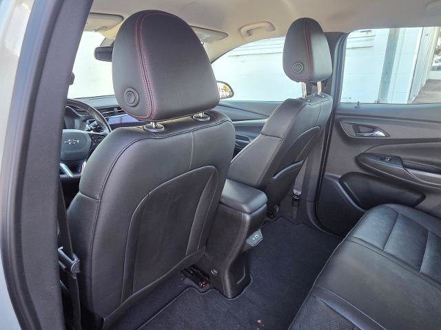 Used 2023 Chevrolet Bolt EUV LT w/ Convenience Package FWD image 14