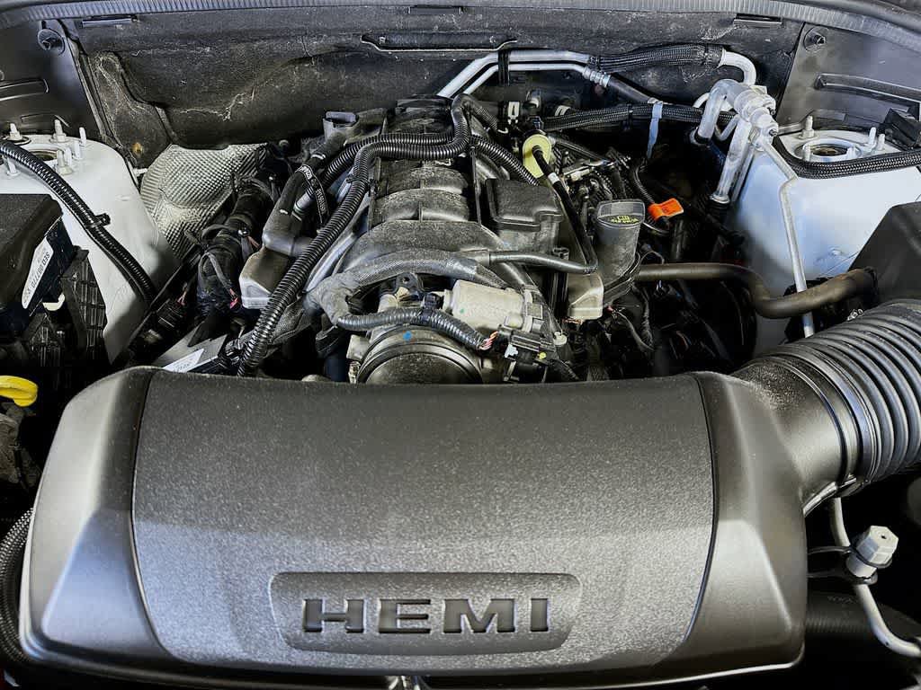 Used 2025 Dodge Durango R/T AWD/4WD image 9
