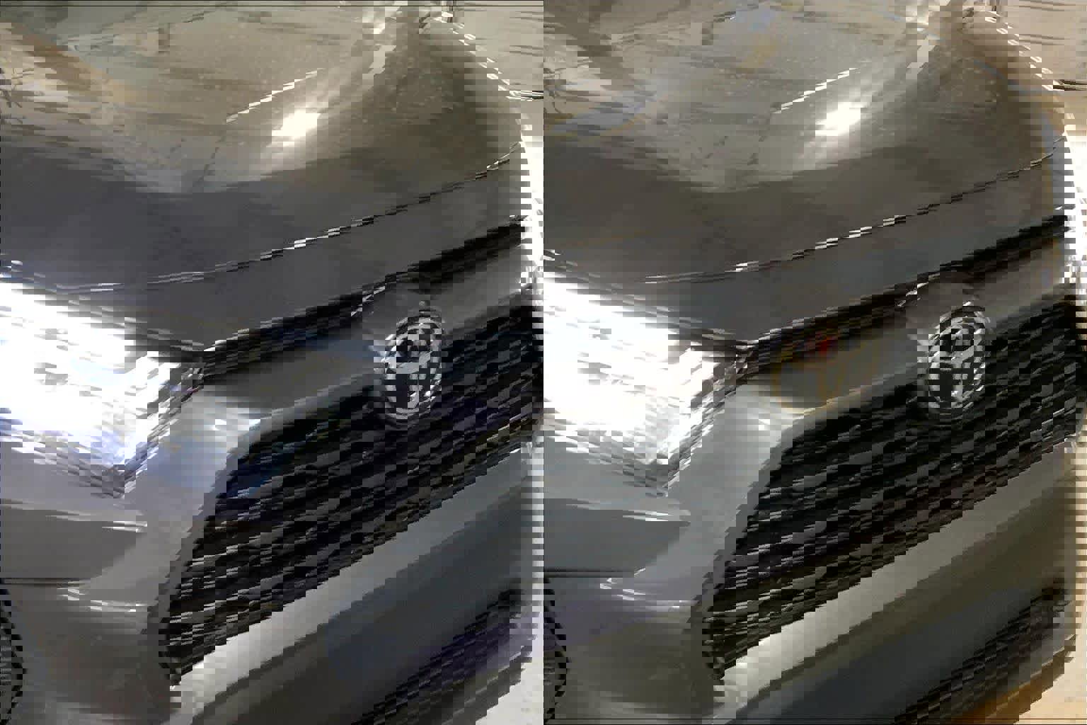 Used 2024 Toyota RAV4 XLE image 29