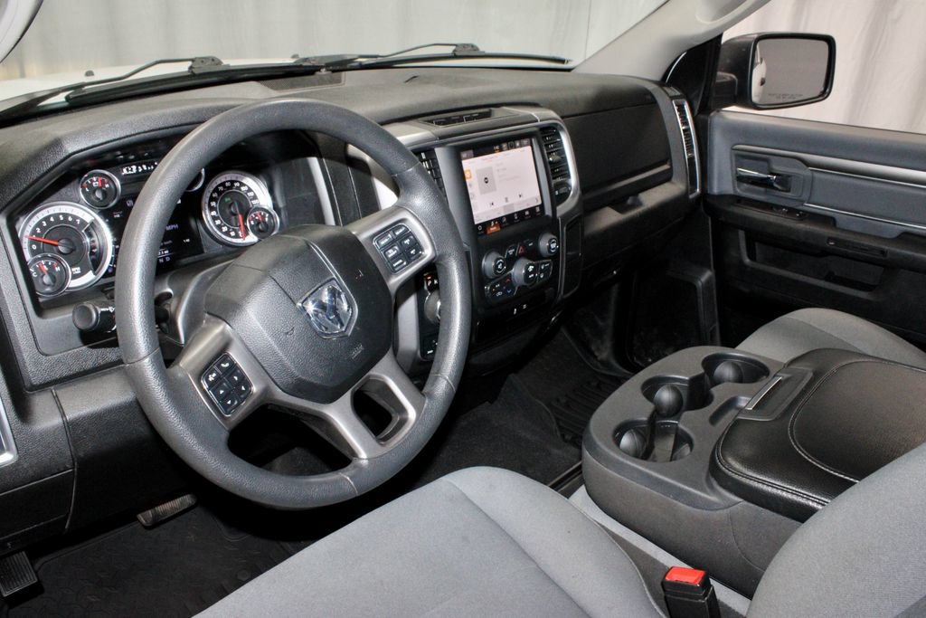 Used 2023 RAM 1500 Classic SLT w/ Electronics Group AWD/4WD image 23