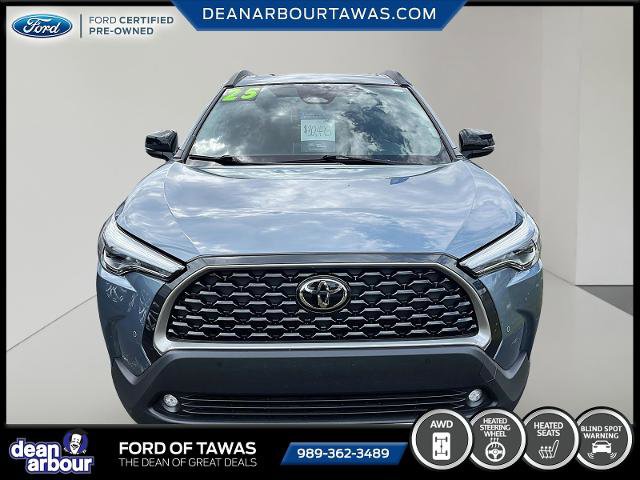 Used 2025 Toyota Corolla Cross XLE w/ Convenience Package AWD/4WD image 17