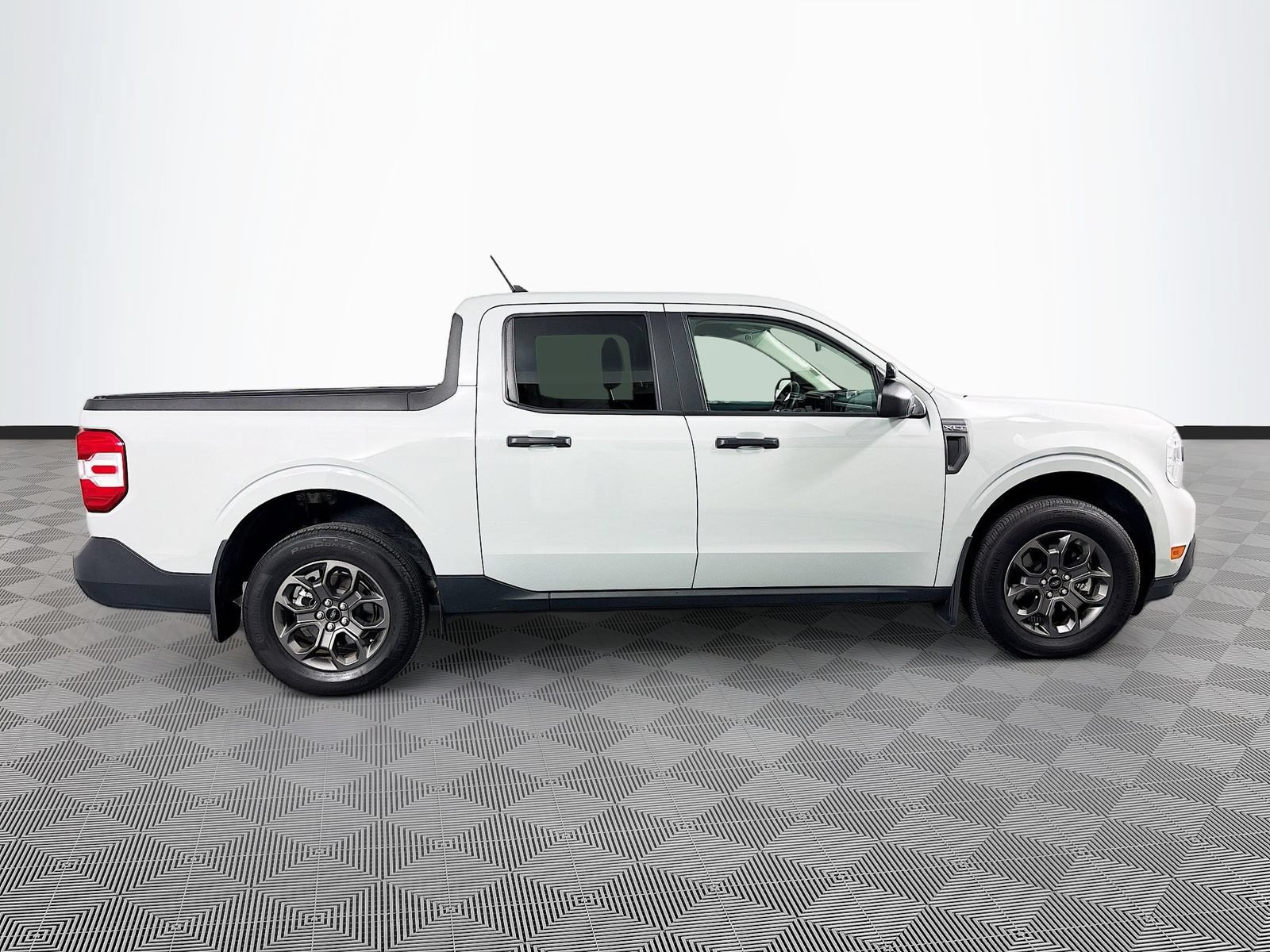 Certified 2024 Ford Maverick XLT FWD image 8