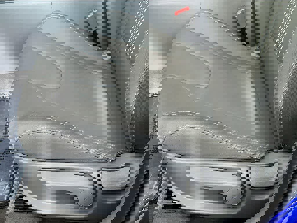 Used 2023 Hyundai Elantra SEL w/ Convenience Package image 28