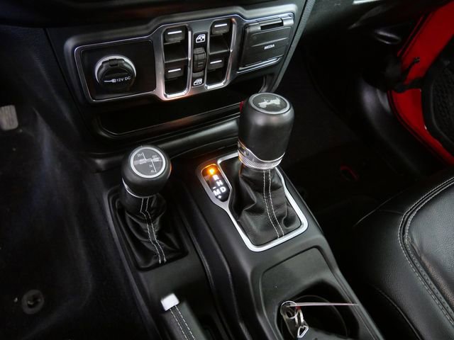 Used 2021 Jeep Wrangler Unlimited Sahara w/ Cold Weather Group image 21