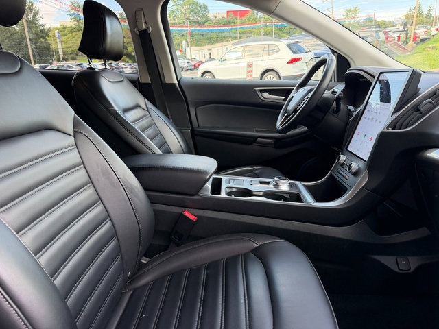 Certified 2024 Ford Edge SEL w/ Convenience Package AWD/4WD image 10