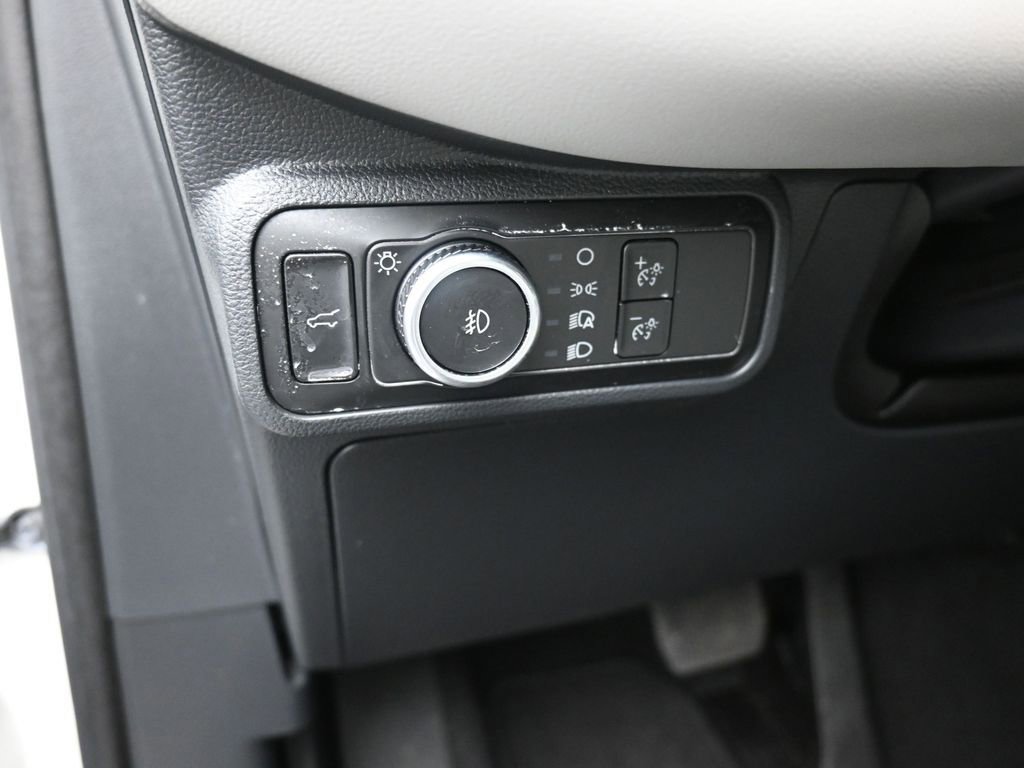 Certified 2025 Ford Explorer Active w/ Active Comfort Package RWD image 13