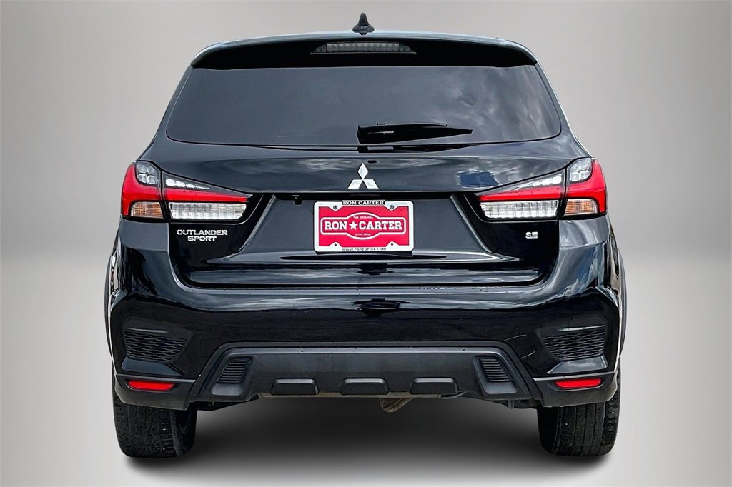 Used 2022 Mitsubishi Outlander Sport SE image 3