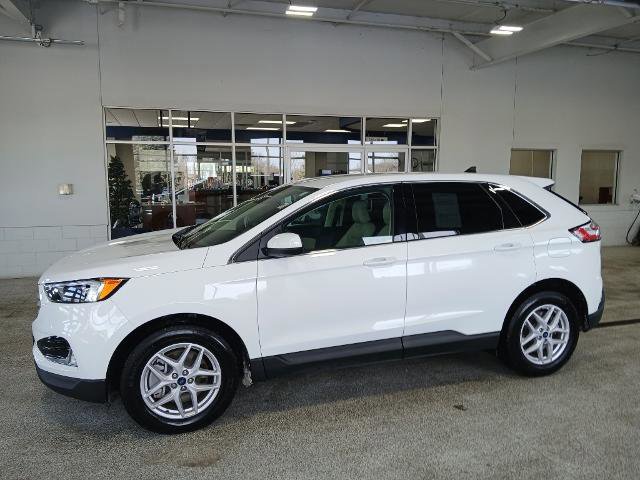 Certified 2022 Ford Edge SEL w/ Convenience Package image 2