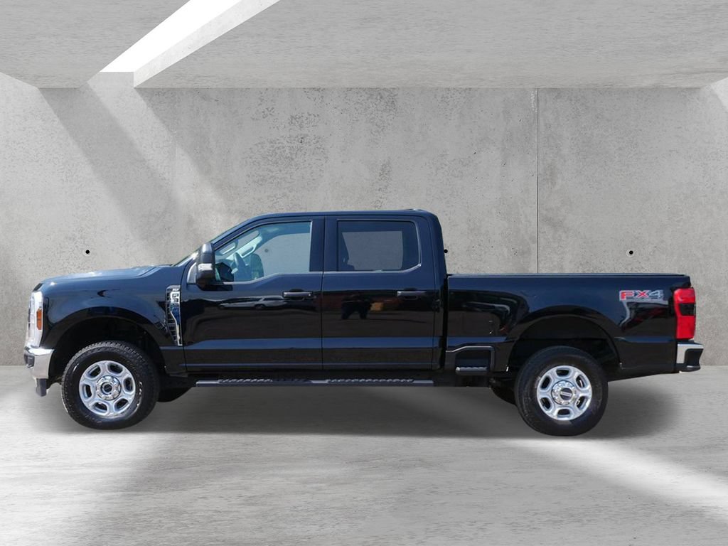Certified 2025 Ford F350 XLT w/ 360-Degree Camera Package AWD/4WD image 6
