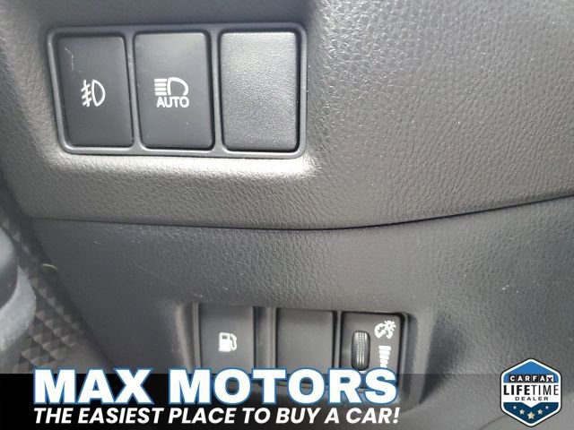 Used 2018 Toyota C-HR XLE image 26